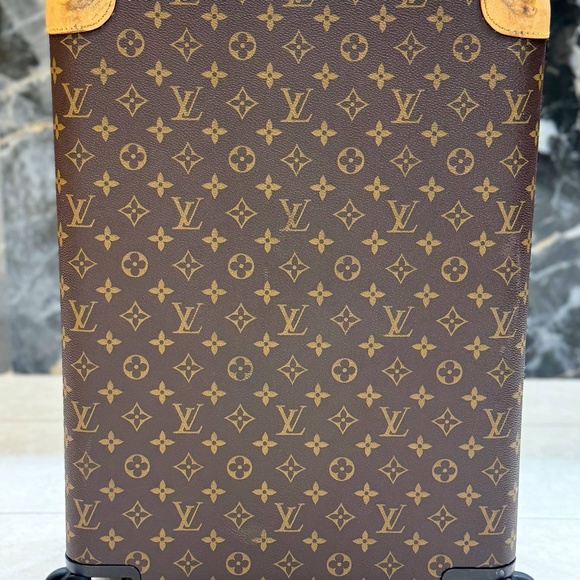 Authentic Louis Vuitton Horizon 50 Monogram Eclipse Suitcase Brown M13768 Luggag - Picture 2 of 16